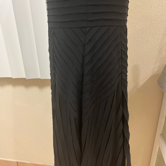 ANN TAYLOR BLACK DRESS SIZE 8 . Used no flaws - Picture 8 of 15